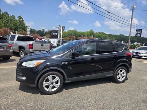 Used 2016 Ford Escape SE w/ SE Leather Comfort Package AWD/4WD image 13