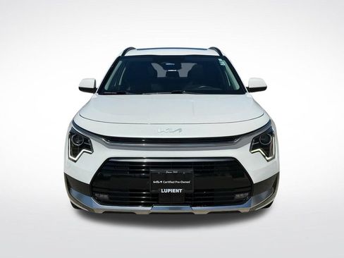 Used 2023 Kia Niro EX Touring FWD image 8