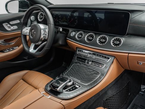 Used 2020 Mercedes-Benz E 450 Coupe image 27