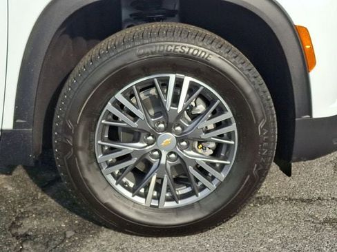 New 2026 Chevrolet Traverse LT image 6