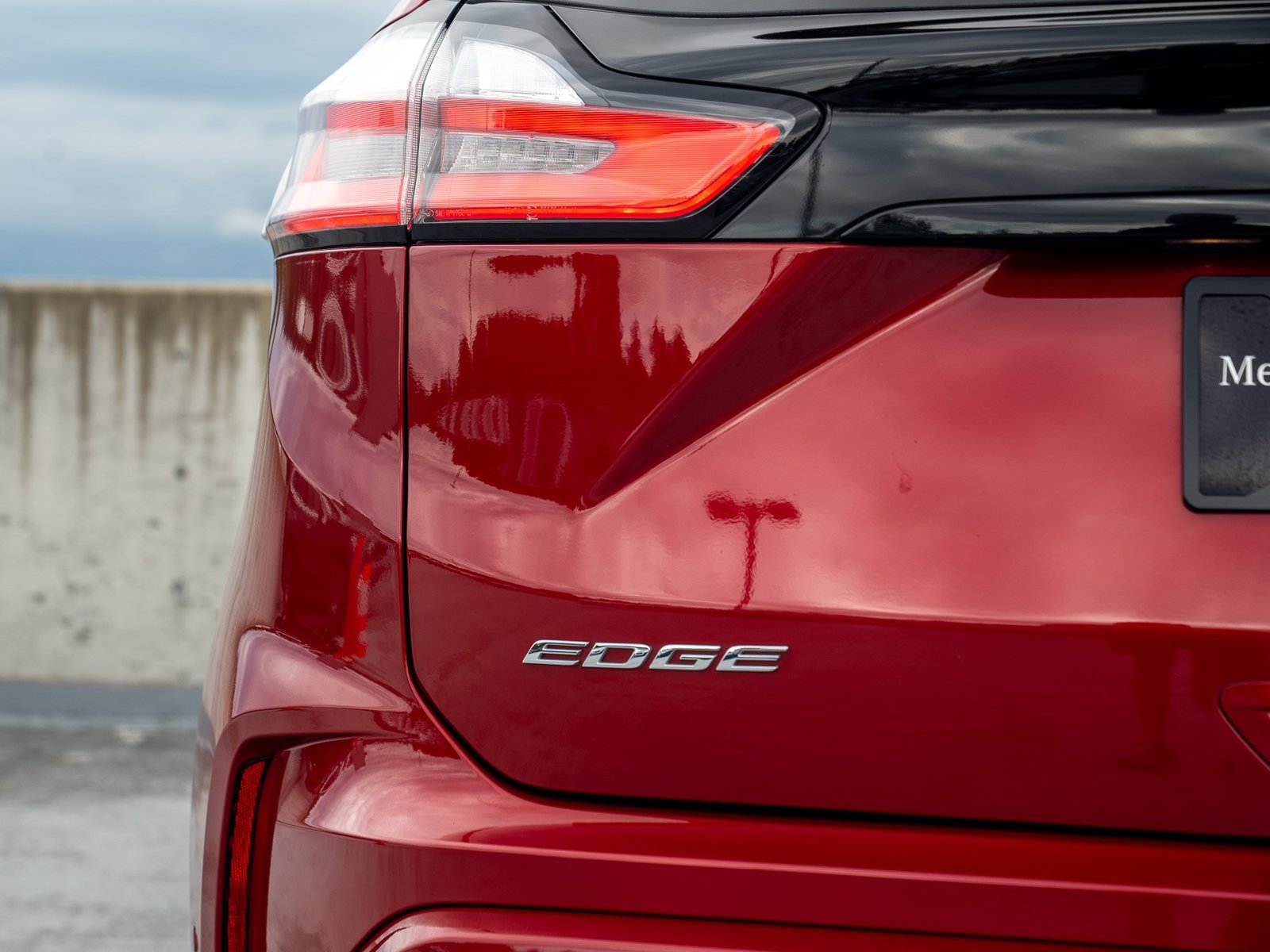 Used 2020 Ford Edge ST w/ Equipment Group 401A AWD/4WD image 11