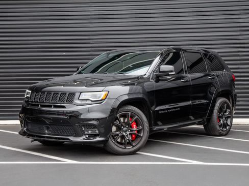 Used 2018 Jeep Grand Cherokee SRT AWD/4WD image 1