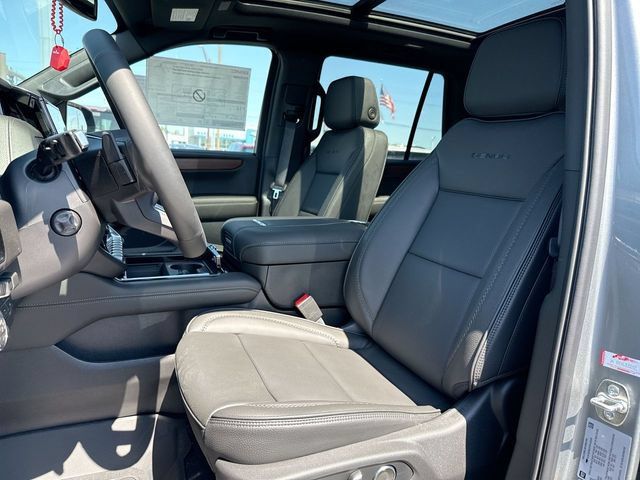 New 2026 GMC Yukon Denali AWD/4WD image 11