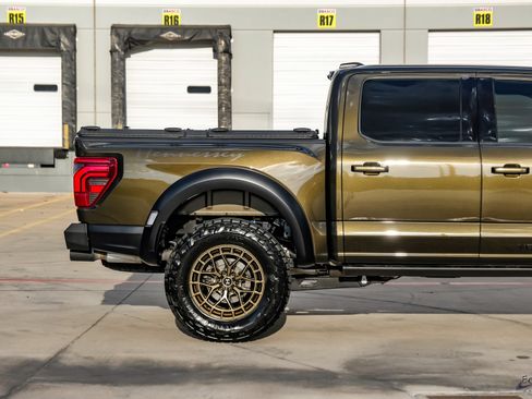 Used 2025 Ford F150 Raptor w/ Equipment Group 803A Raptor R AWD/4WD image 20