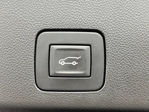 Used 2024 Buick Encore GX Sport Touring w/ Comfort Package FWD image 11