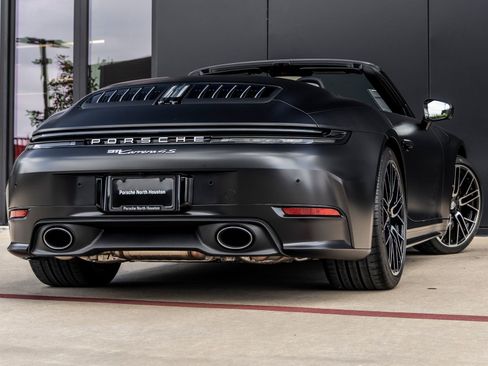 New 2026 Porsche 911 Carrera 4S image 12