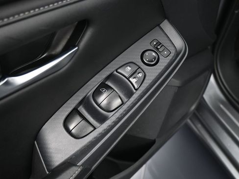 Used 2023 Nissan Sentra SV image 16