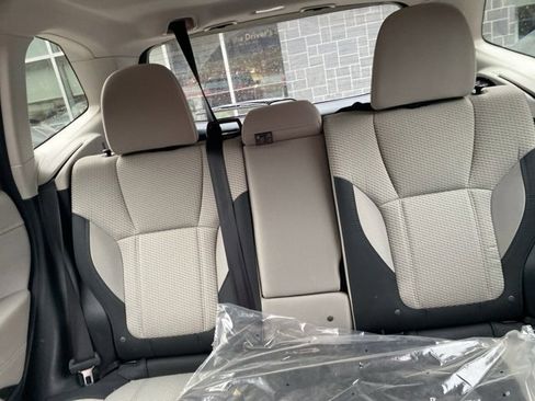 Used 2023 Subaru Forester Premium image 23
