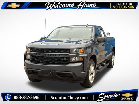 Certified 2020 Chevrolet Silverado 1500 Custom w/ Custom Value Package AWD/4WD image 2