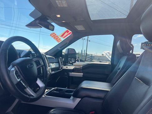 Used 2017 Ford F350 Lariat w/ Lariat Ultimate Package AWD/4WD image 12
