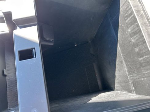 Used 2023 Ford Explorer XLT w/ Equipment Group 202A image 35