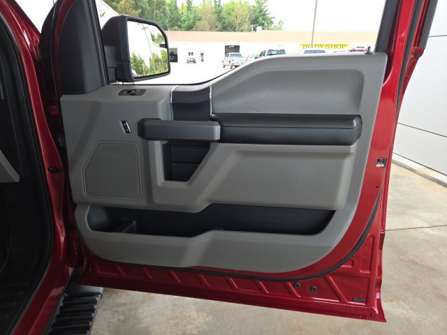 Used 2016 Ford F150 XLT AWD/4WD image 37