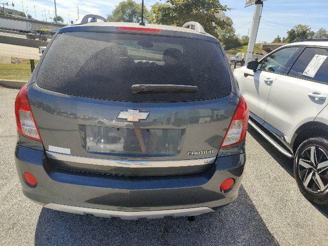 Used 2013 Chevrolet Captiva Sport LT FWD image 17