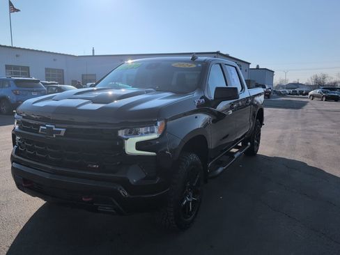 Used 2024 Chevrolet Silverado 1500 LT Trail Boss w/ Protection Package image 2