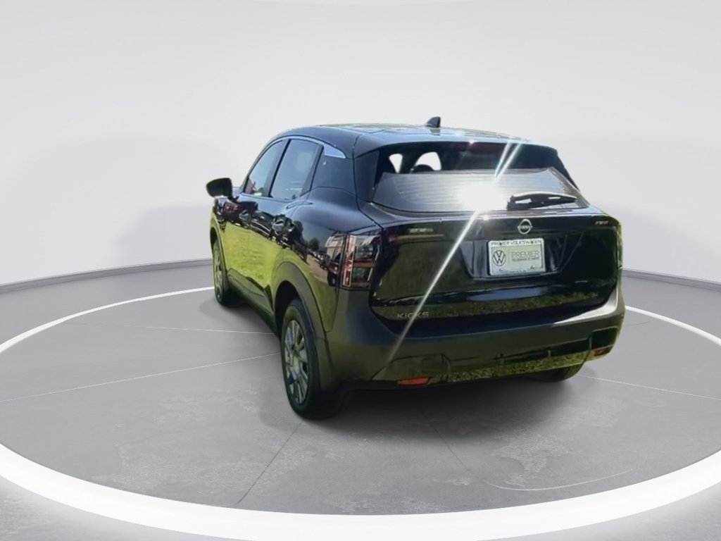 Used 2026 Nissan Kicks S FWD image 7
