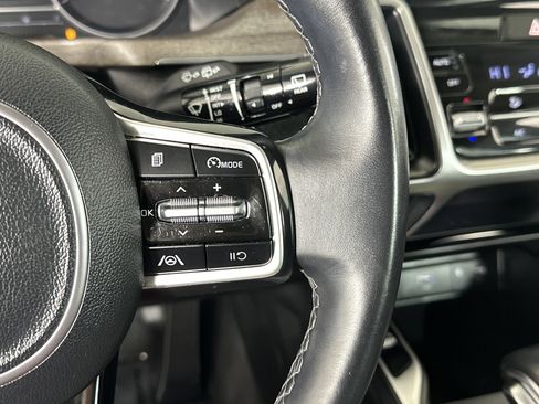 Certified 2023 Kia Sorento S w/ Panoramic Sunroof Package image 31