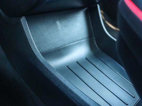 Used 2022 Kia Niro EX Premium image 39