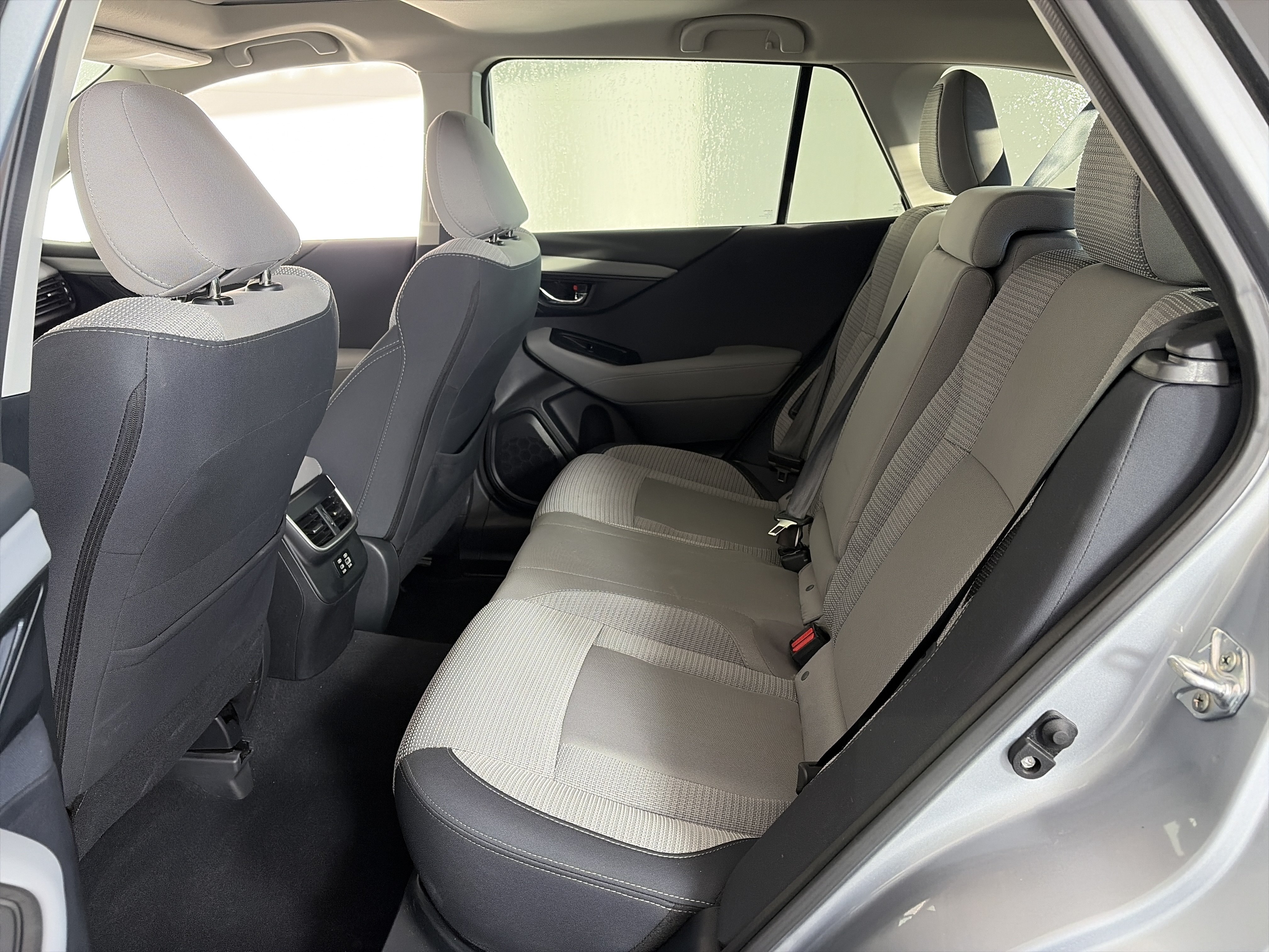 Certified 2025 Subaru Outback Premium AWD/4WD image 7