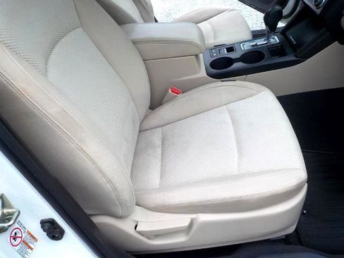 Used 2016 Subaru Outback 2.5i Premium image 26