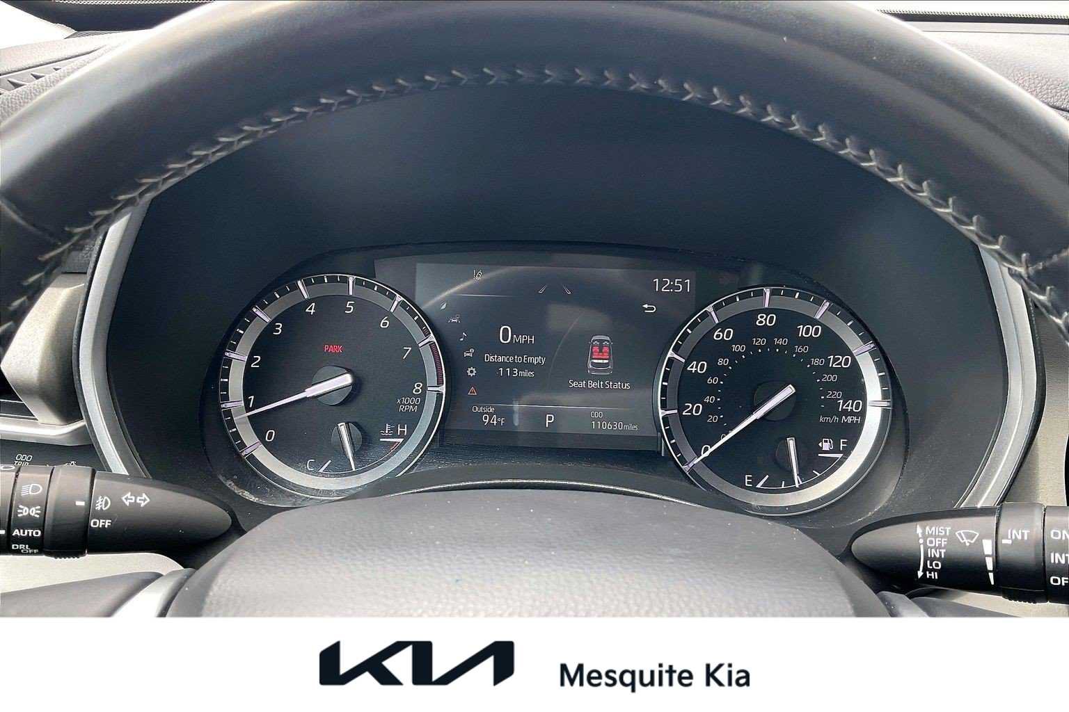 Used 2021 Toyota Highlander XLE AWD/4WD image 1