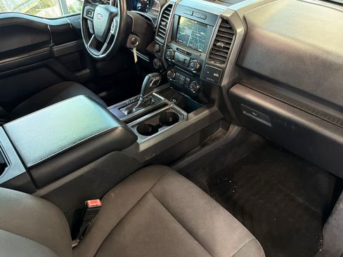 Used 2018 Ford F150 XLT w/ Equipment Group 302A Luxury AWD/4WD image 17