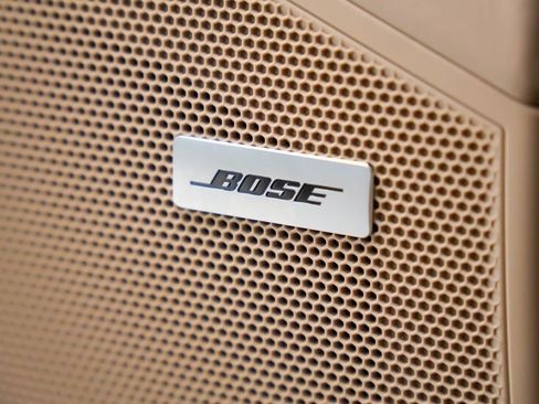 Certified 2024 Porsche Cayenne Coupe AWD/4WD image 17