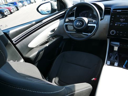 Certified 2023 Hyundai Tucson SEL image 9