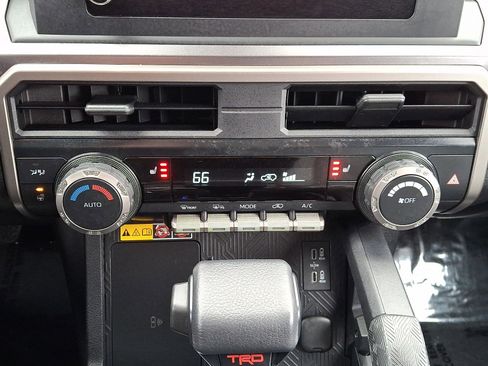 Certified 2025 Toyota 4Runner TRD Off-Road image 15