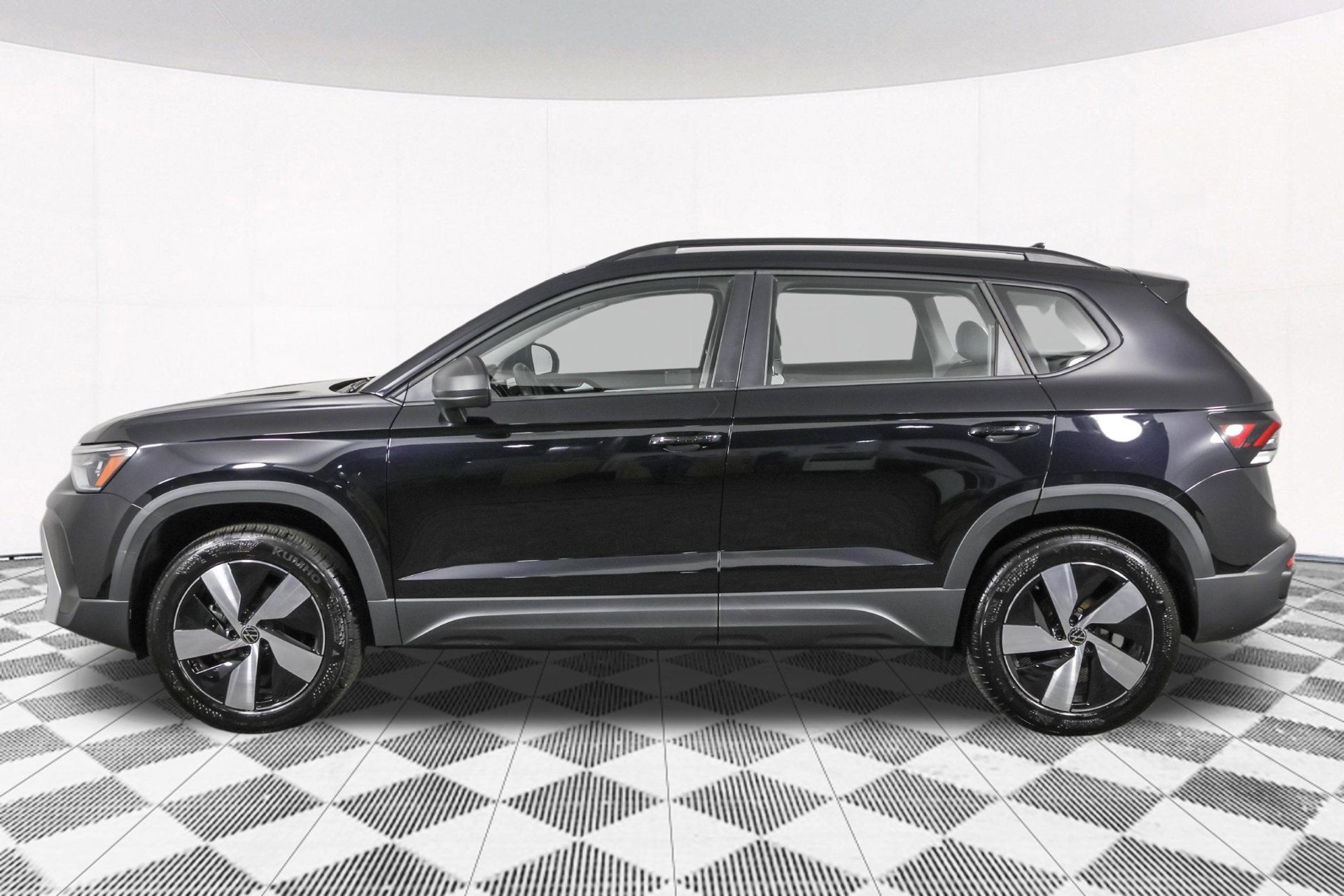 Used 2025 Volkswagen Taos S AWD/4WD image 20