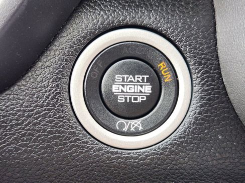 Used 2024 RAM 3500 Big Horn image 23