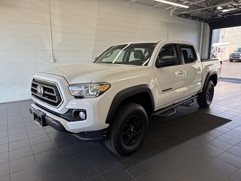 Certified 2023 Toyota Tacoma SR5 w/ SX Package image 4