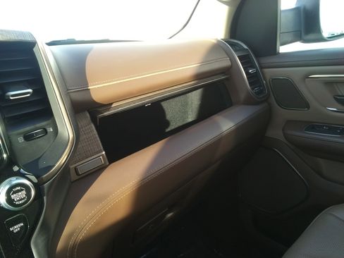 Used 2020 RAM 1500 Limited image 33