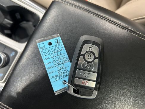 Used 2022 Ford Explorer XLT w/ Equipment Group 202A image 23