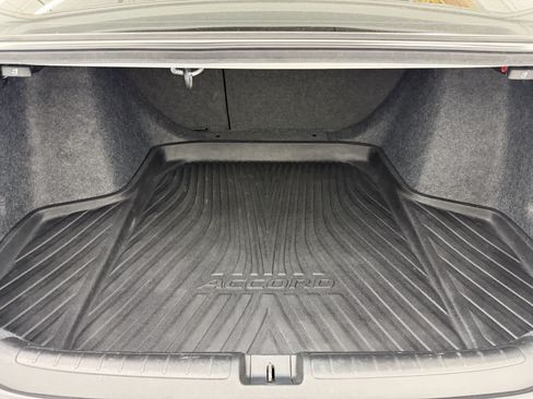 Used 2022 Honda Accord Sport image 5
