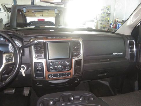Used 2014 RAM 2500 Laramie image 43