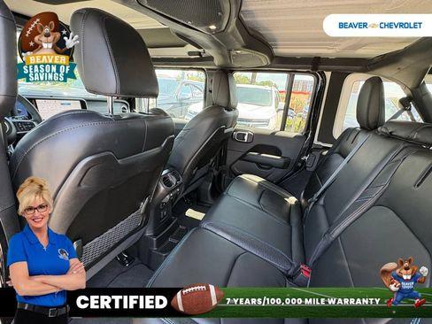 Used 2024 Jeep Wrangler High Altitude AWD/4WD image 15
