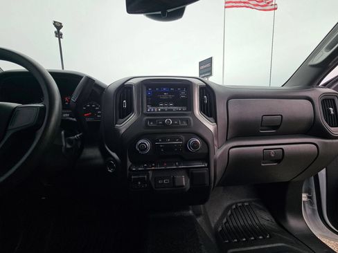 Used 2025 Chevrolet Silverado 1500 W/T w/ Trailering Package AWD/4WD image 25