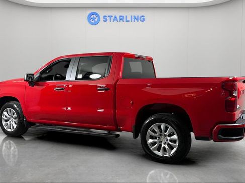Used 2025 Chevrolet Silverado 1500 Custom RWD image 4