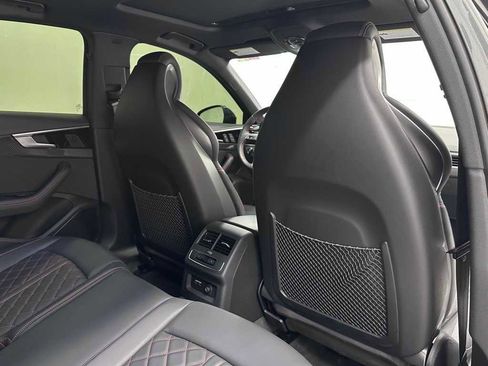 Used 2024 Audi S4 Premium Plus w/ Premium Plus Package image 20