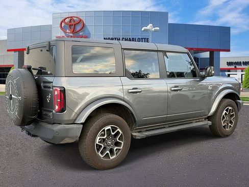 Used 2024 Ford Bronco Outer Banks AWD/4WD image 8