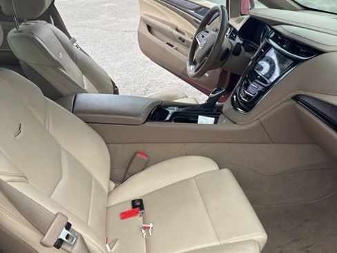 Used 2014 Cadillac ELR w/ Luxury Package FWD image 12