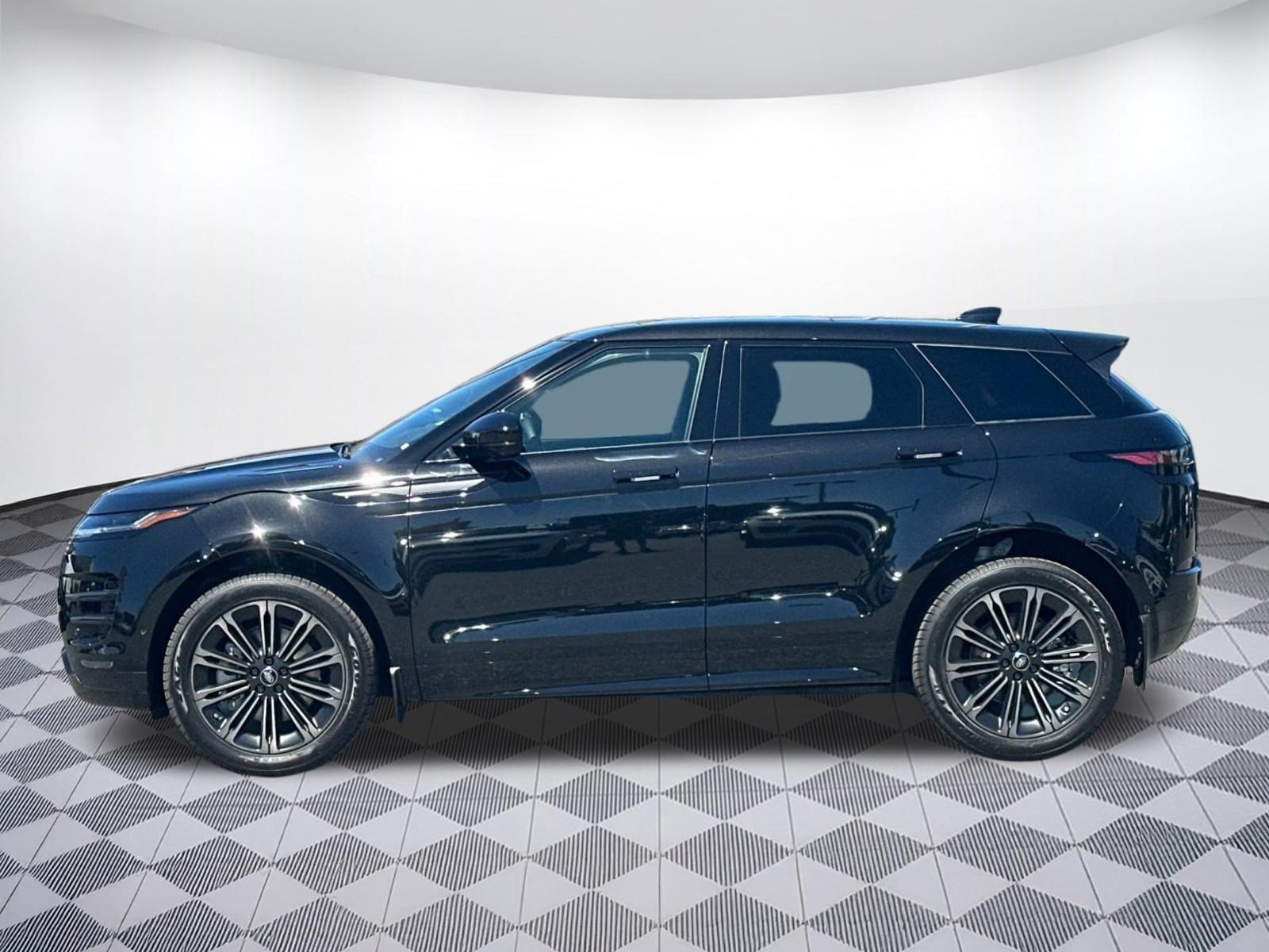 New 2026 Land Rover Range Rover Evoque Dynamic SE AWD/4WD image 2