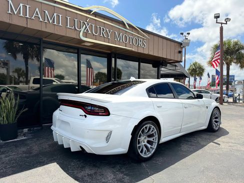 Used 2022 Dodge Charger SRT Hellcat w/ SRT Black Package RWD image 13