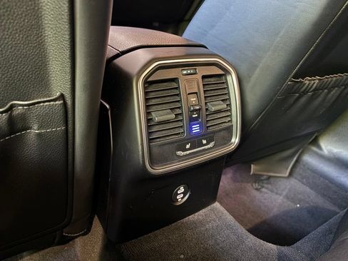 Certified 2023 Porsche Macan S AWD/4WD image 20