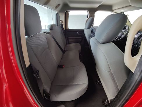 Used 2018 RAM 1500 Express image 14