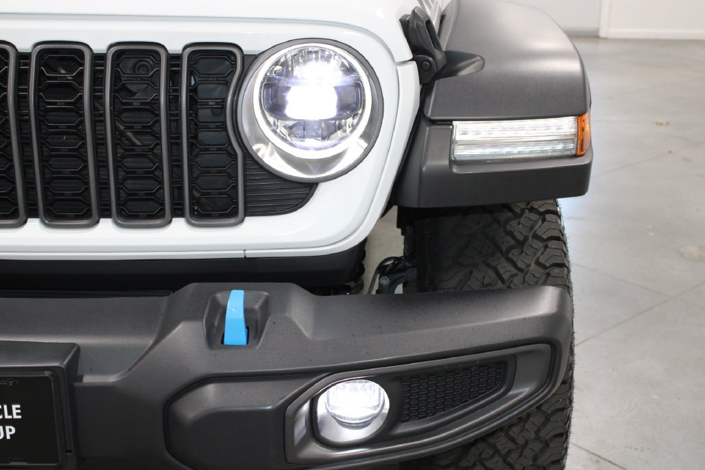 Used 2024 Jeep Wrangler Unlimited Rubicon 4xe AWD/4WD image 12