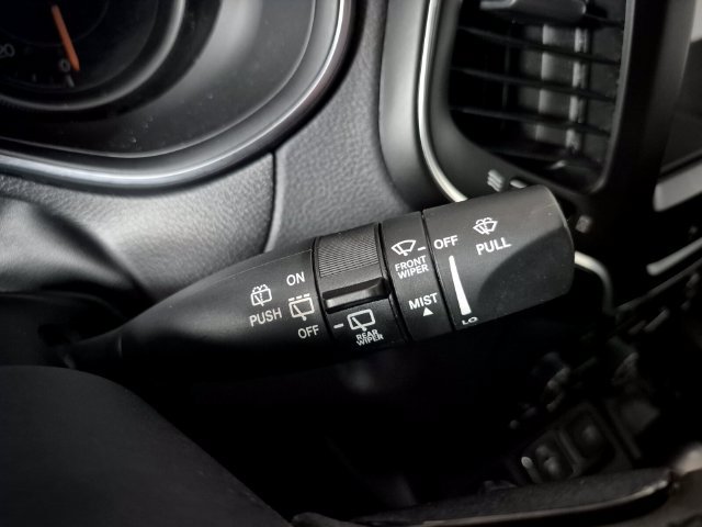 Used 2022 Jeep Cherokee Latitude Lux AWD/4WD image 22