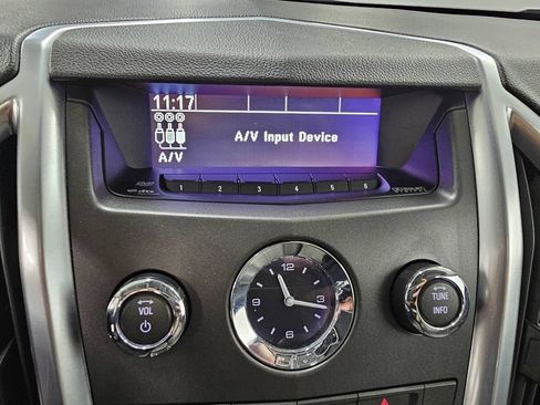 Used 2012 Cadillac SRX Luxury FWD image 16