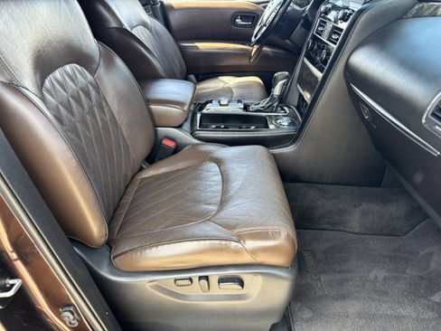 Used 2021 Nissan Armada Platinum w/ Captain's Chairs Package RWD image 12