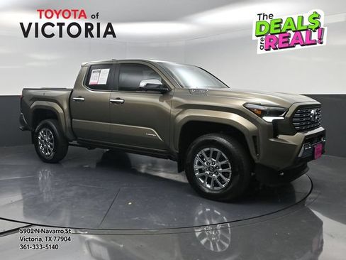 Used 2026 Toyota Tacoma Limited AWD/4WD image 1